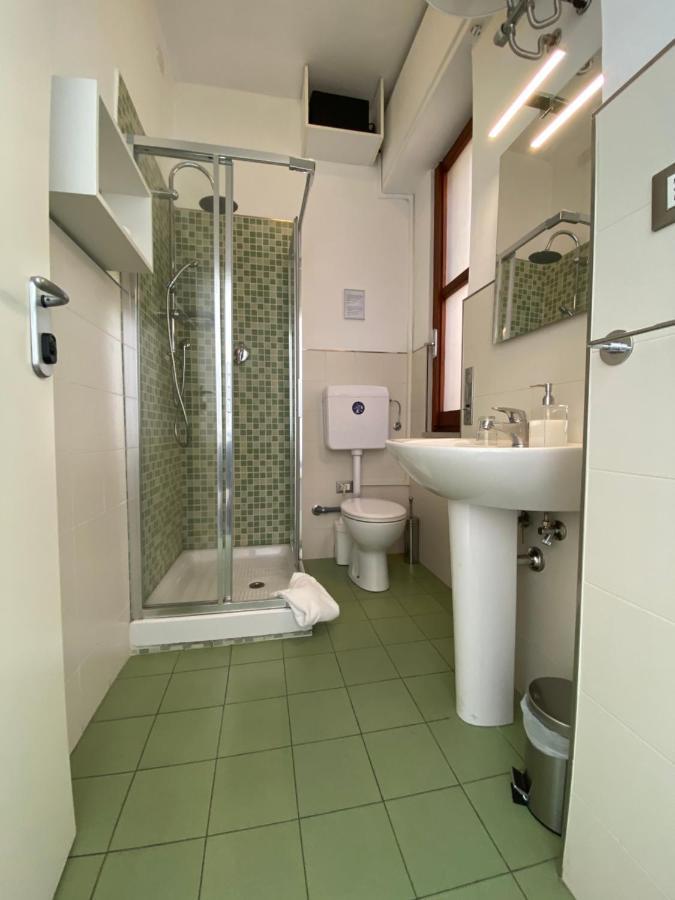Domus Corso Umberto 18 B&B Pescara Luaran gambar