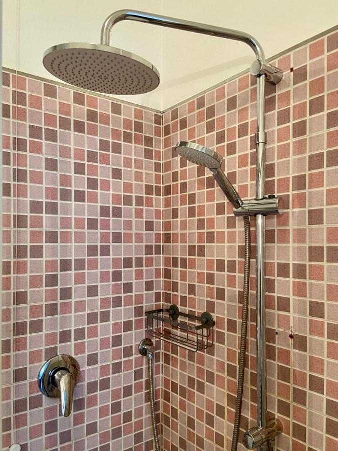 Domus Corso Umberto 18 B&B Pescara Luaran gambar